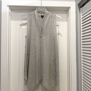 Cable & Gaige …Gray Topper / Tunic